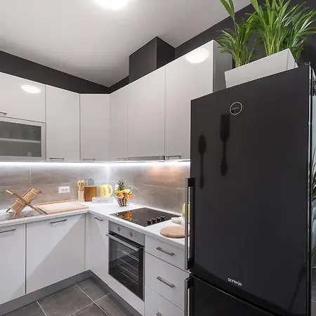 Five Angels Apartman *